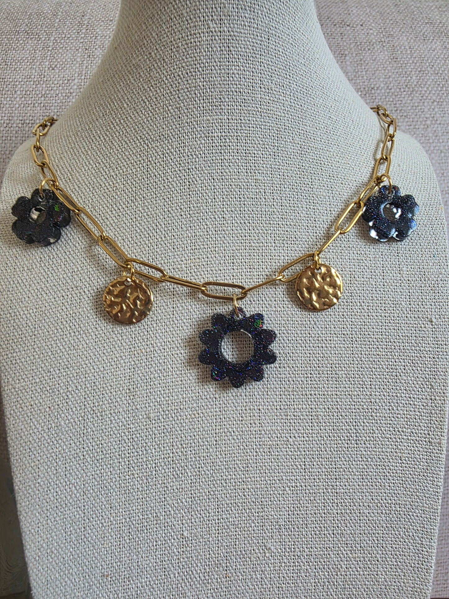 Collier à breloques