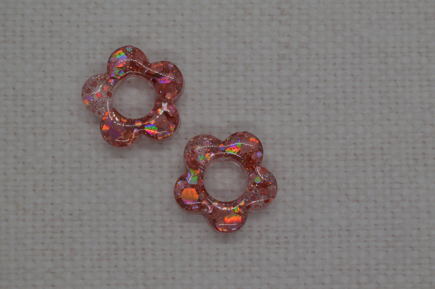 Fleurs à paillettes - Pampilles pour petites créoles interchangeables