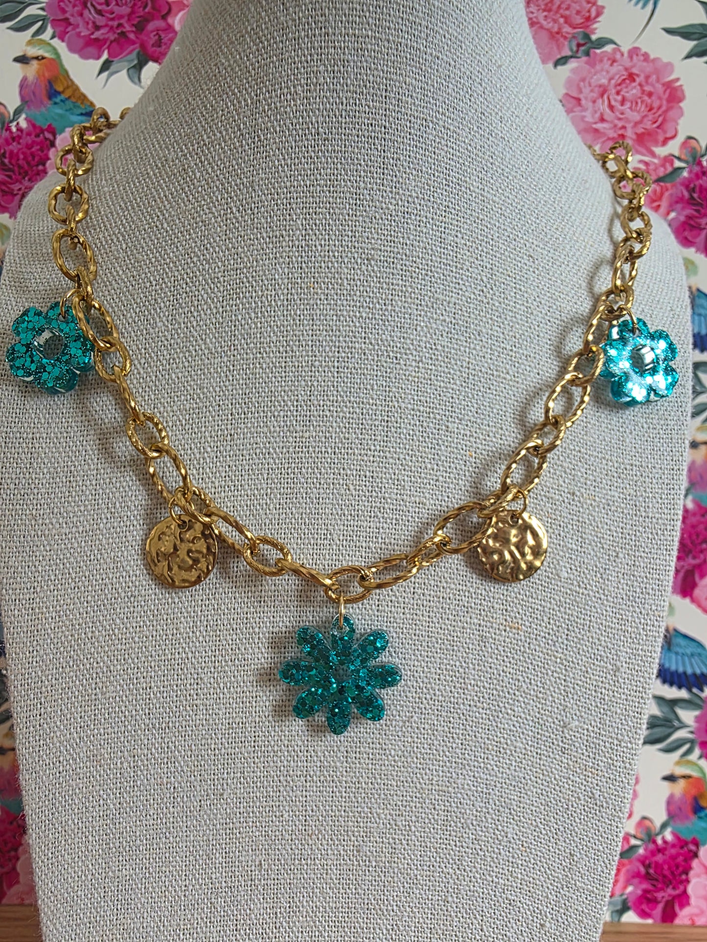 Collier à breloques