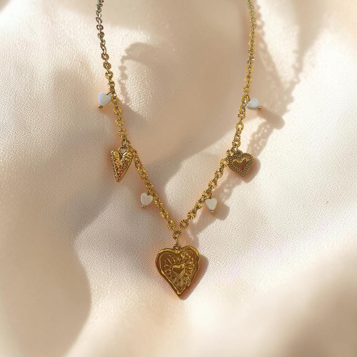 Collier doré