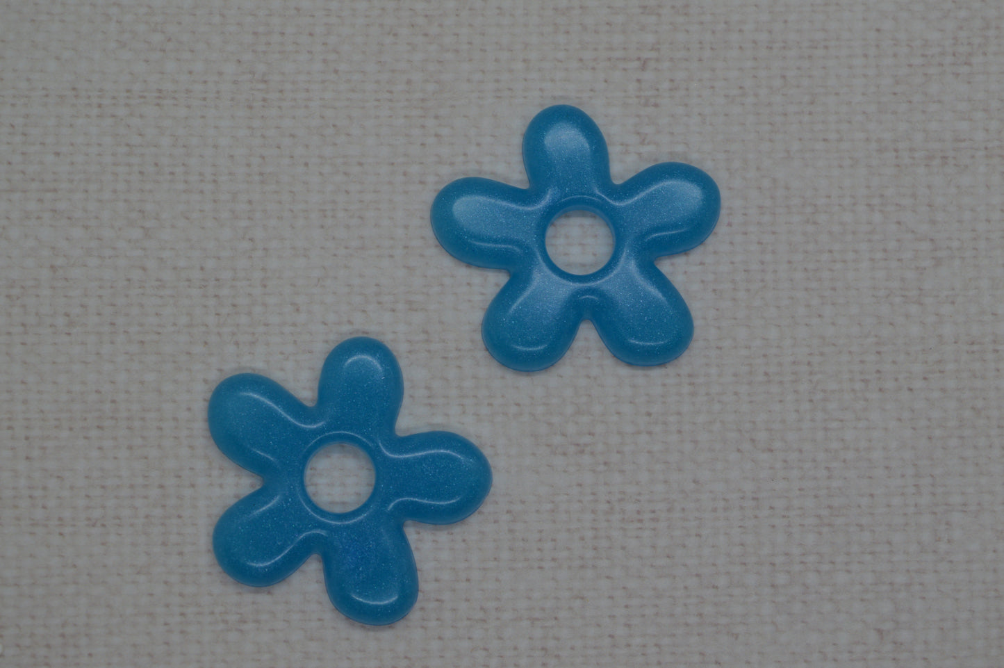 Grandes fleurs unies - Pampilles pour grandes créoles interchangeables