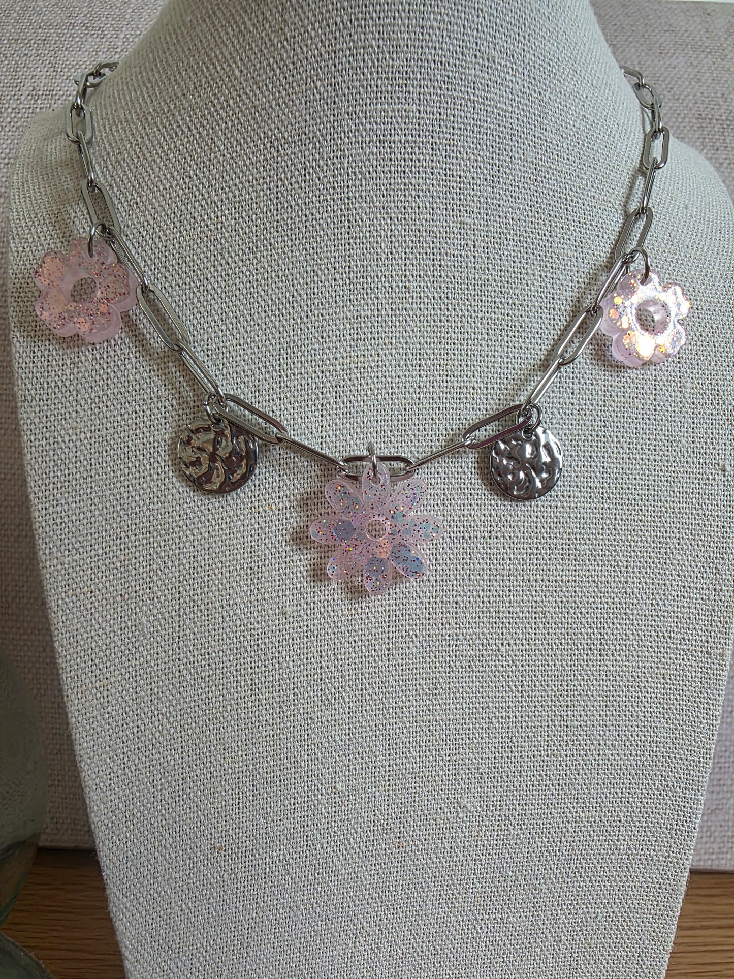 Collier à breloques