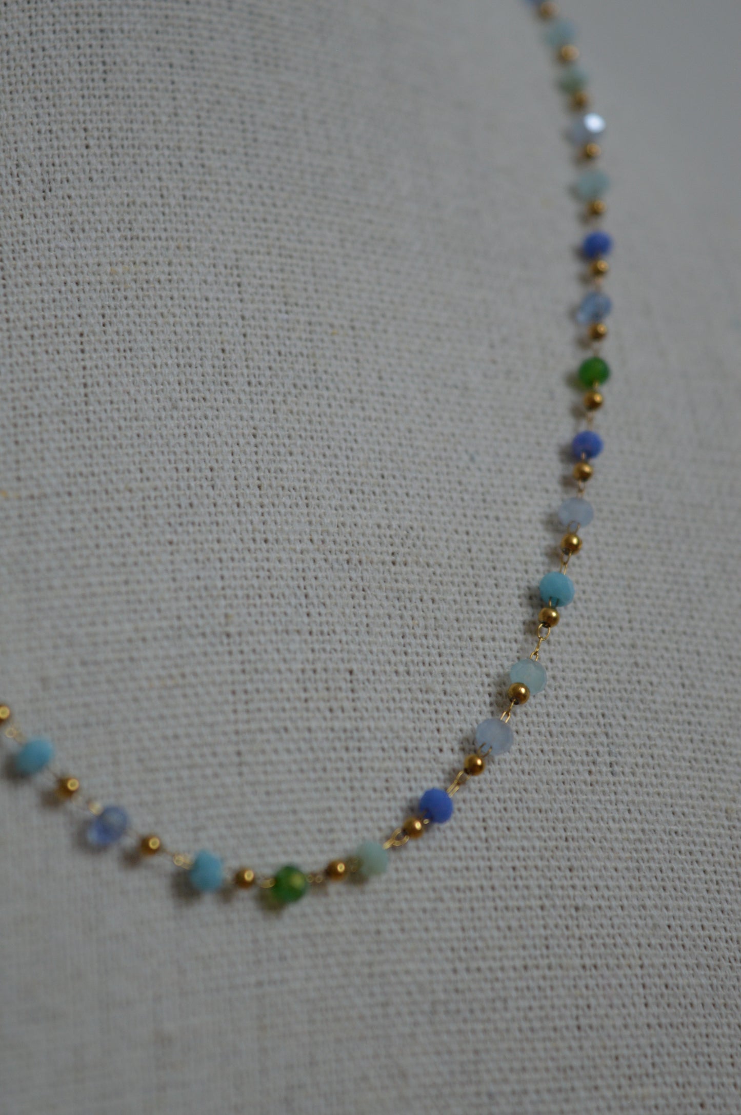 Les colliers de perles Joyria - Différents coloris disponibles