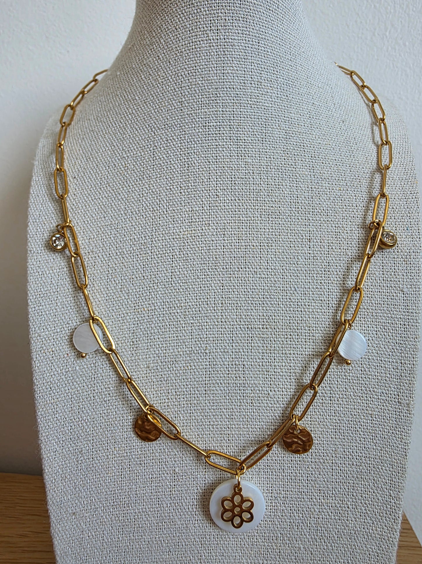 Collier Flora