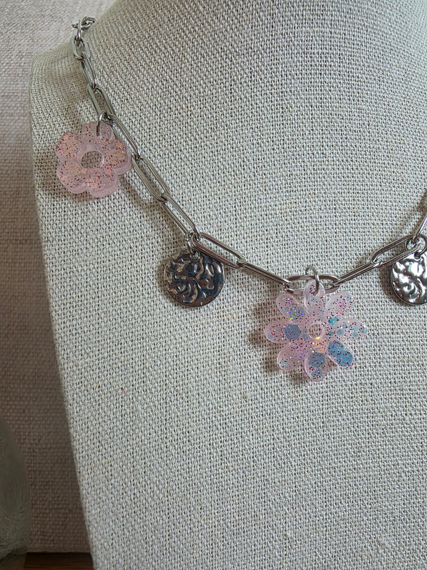 Collier à breloques