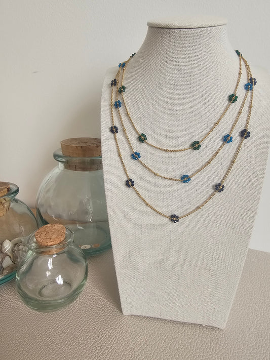 Les colliers fleurs de perles