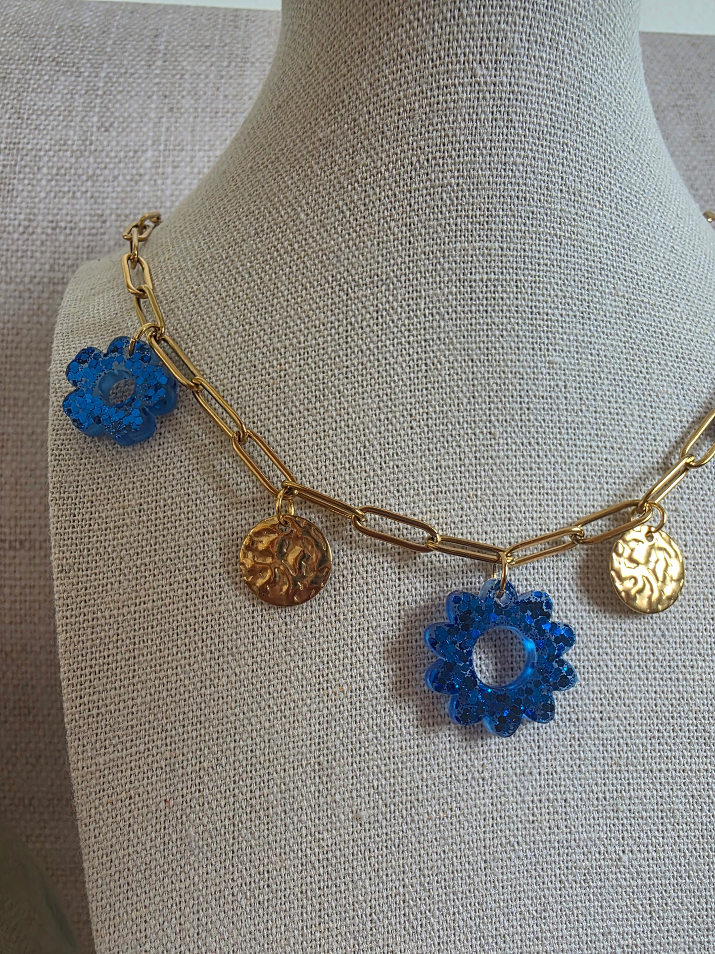 Collier à breloques