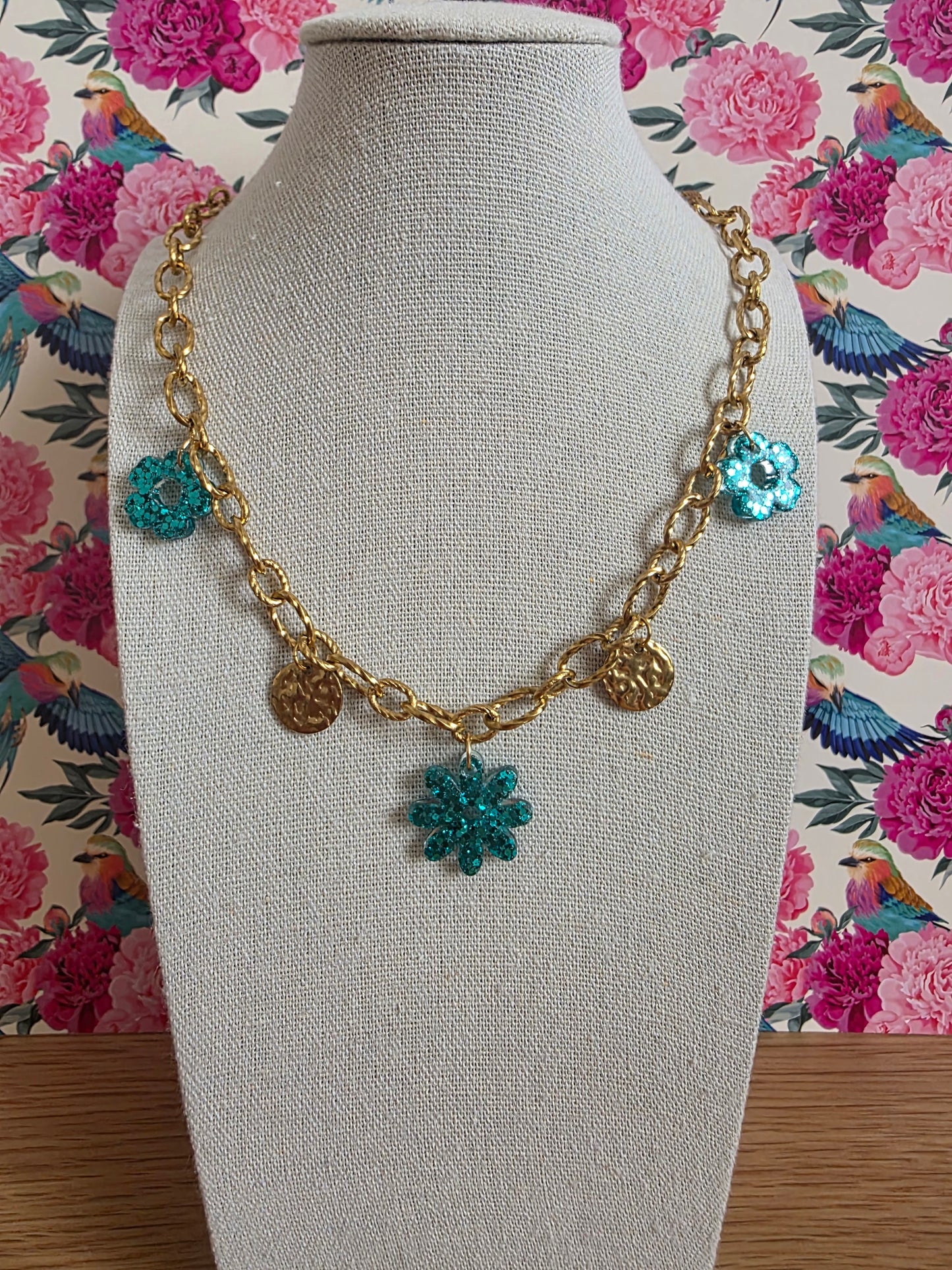 Collier à breloques
