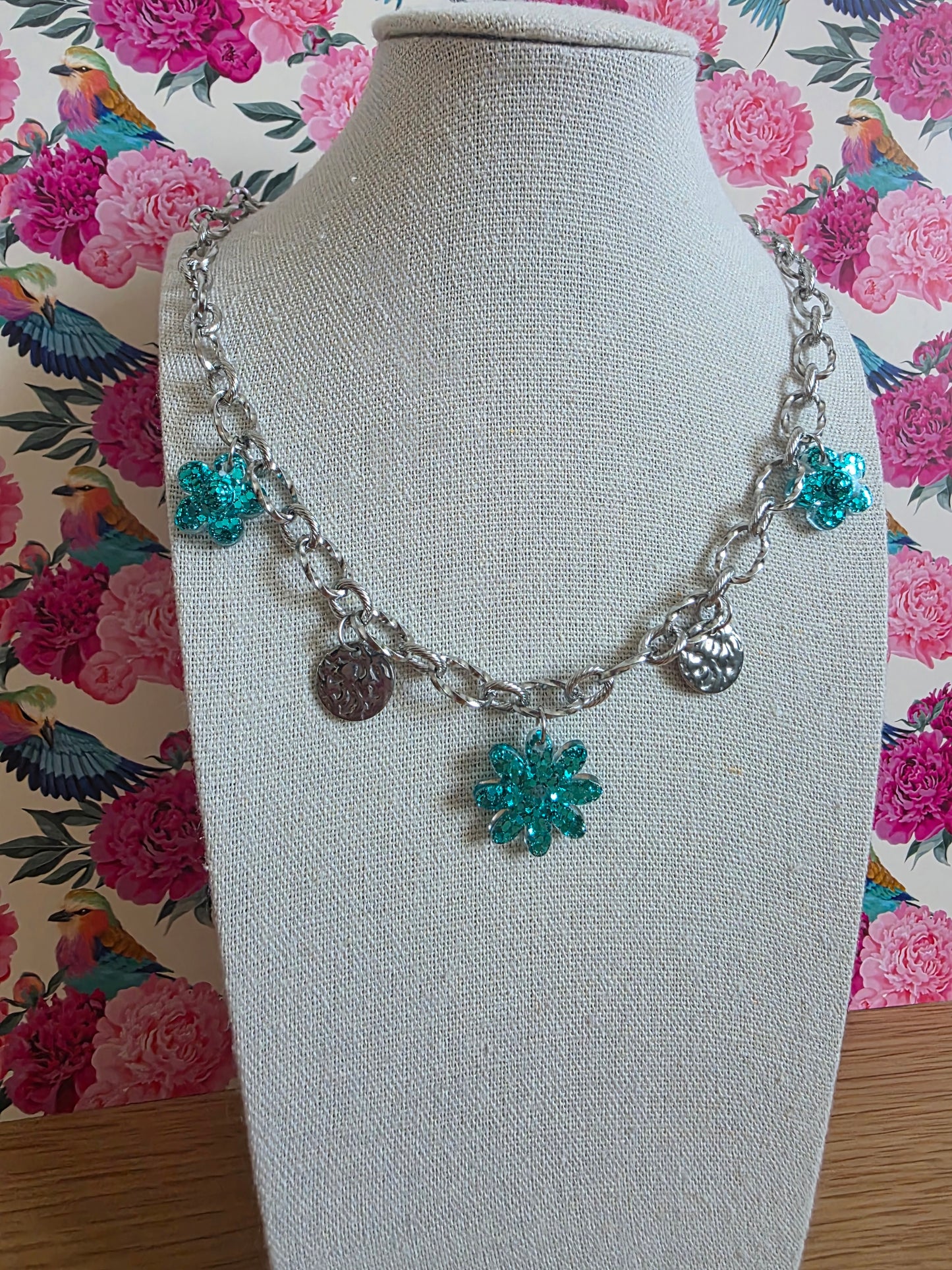 Collier à breloques