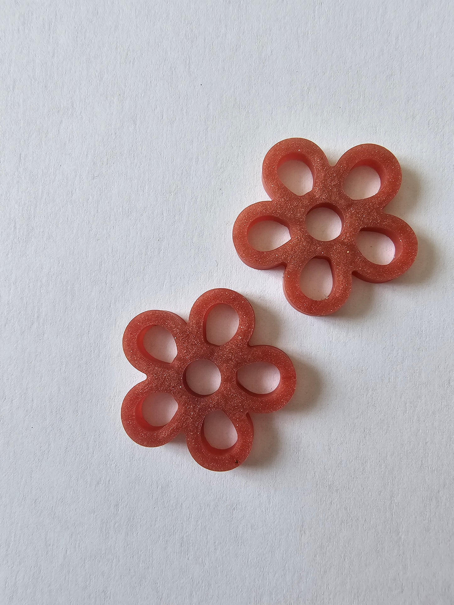 Fleurs - Pampilles pour petites ou grandes créoles interchangeables