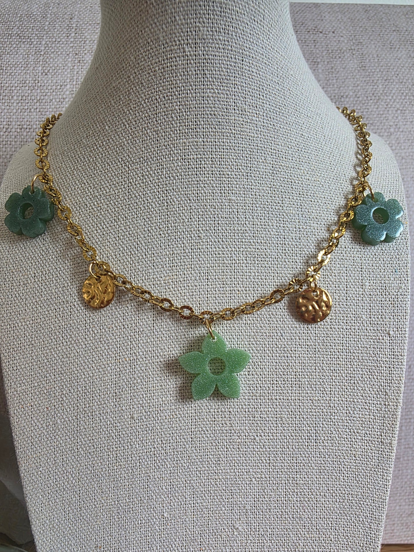 Collier à breloques
