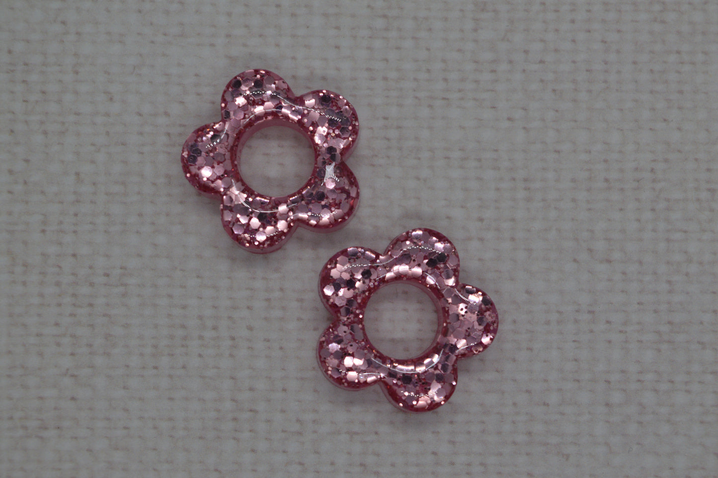 Fleurs à paillettes - Pampilles pour petites créoles interchangeables