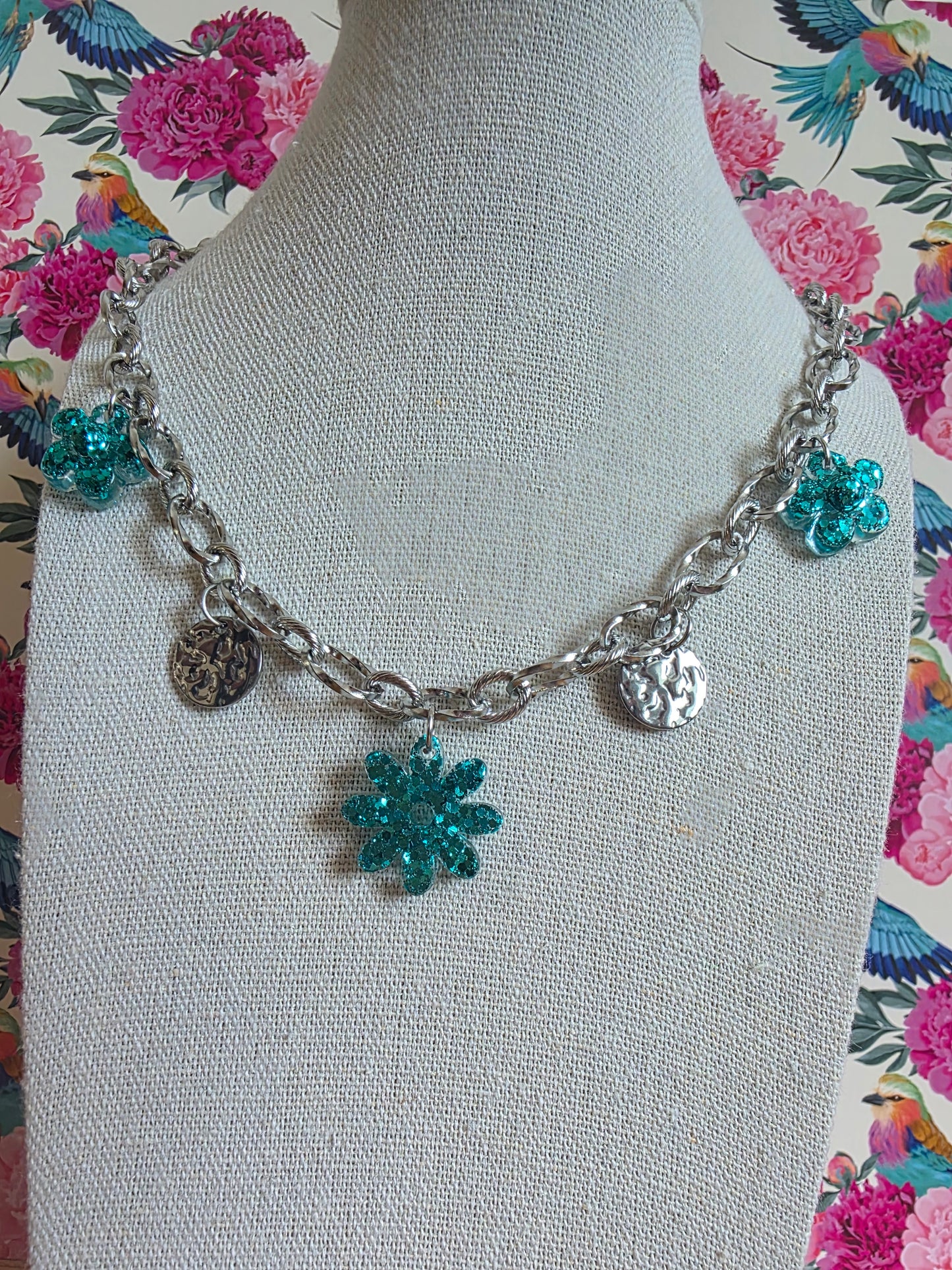 Collier à breloques