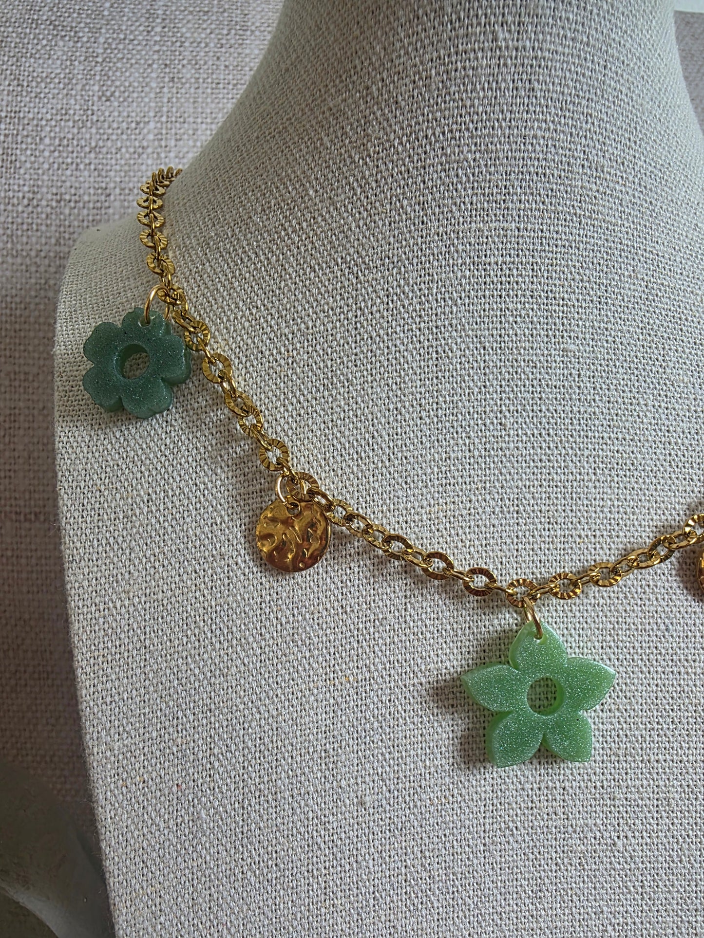 Collier à breloques