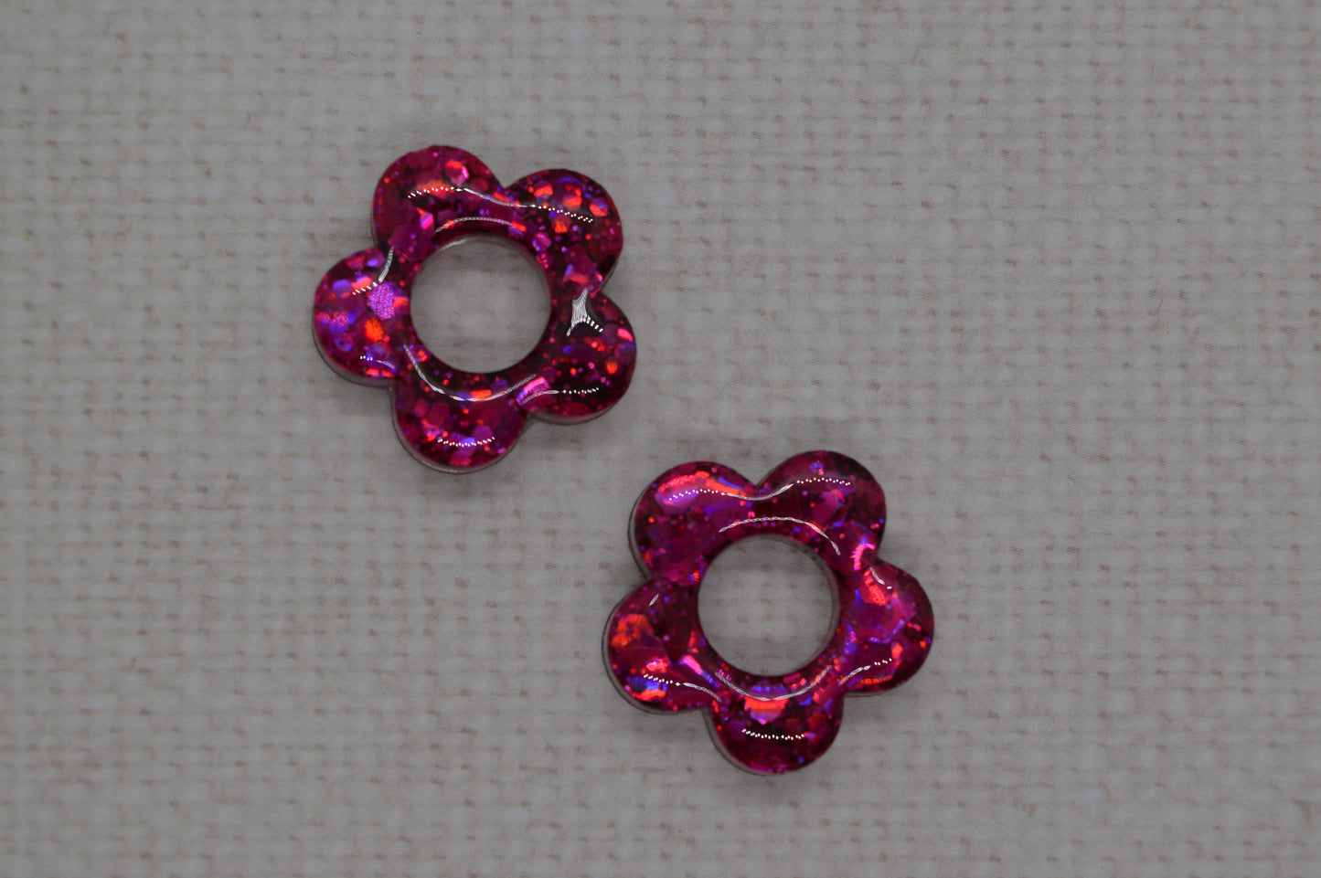Fleurs à paillettes - Pampilles pour petites créoles interchangeables