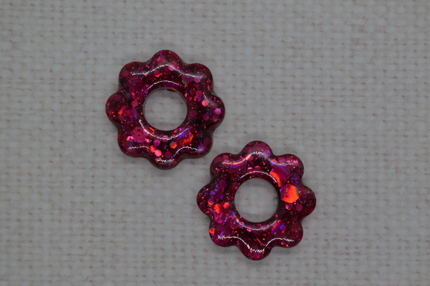 Fleur 8 pétales à paillettes- Pampilles pour créoles interchangeables