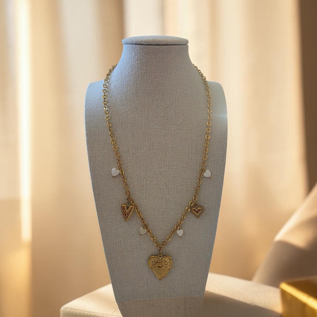 Collier doré
