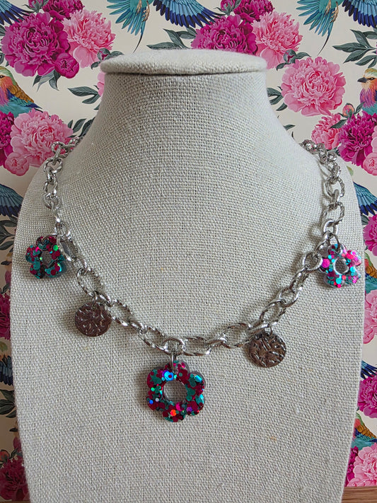 Collier à breloques