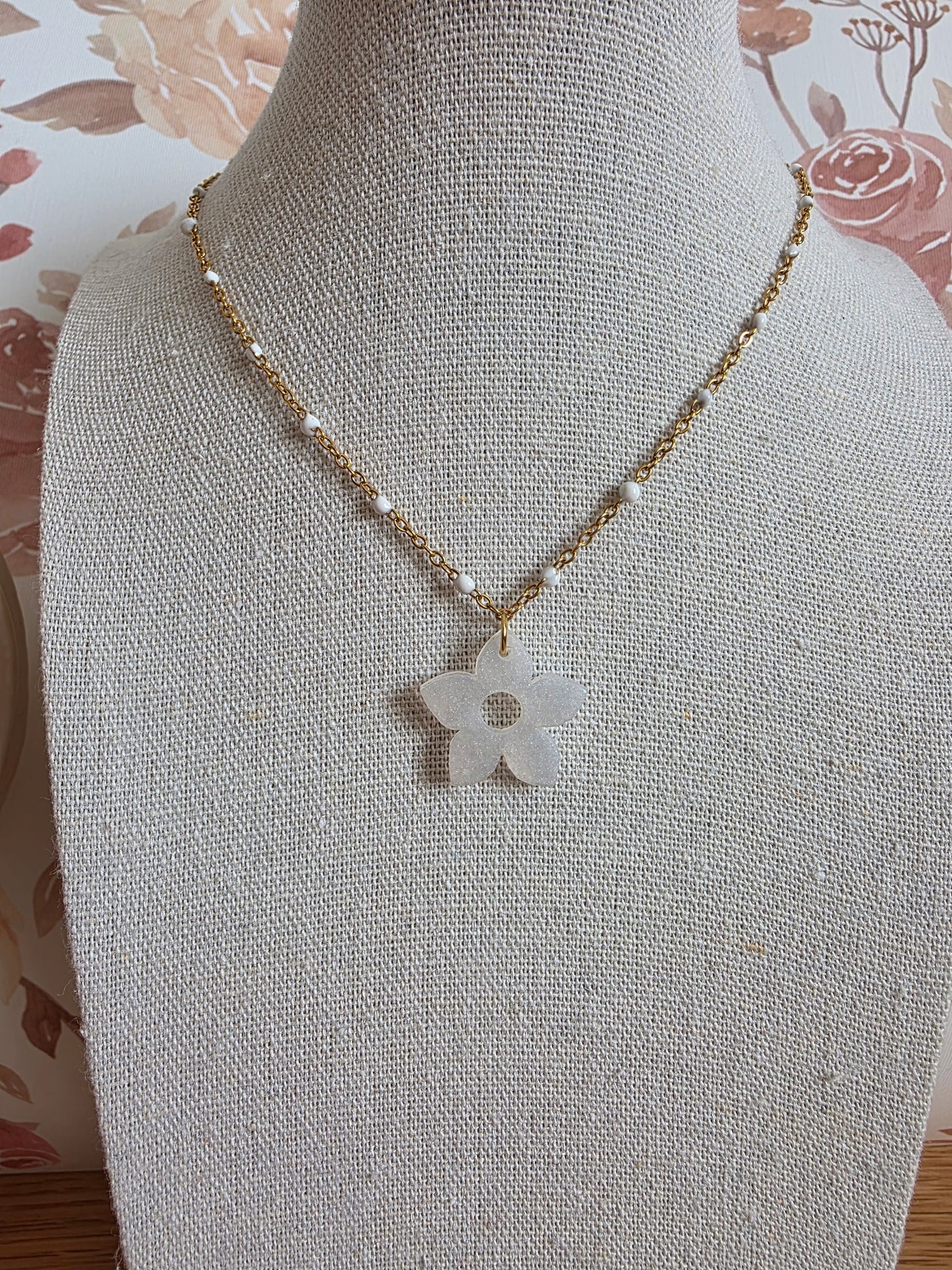 Collier avec pendentif