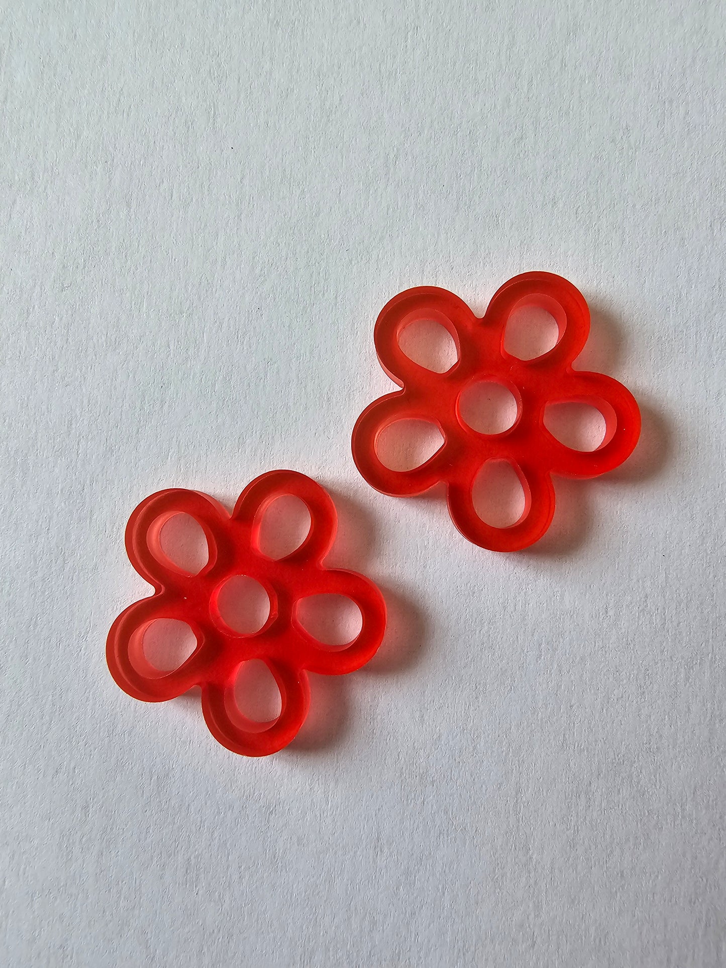 Fleurs - Pampilles pour petites ou grandes créoles interchangeables