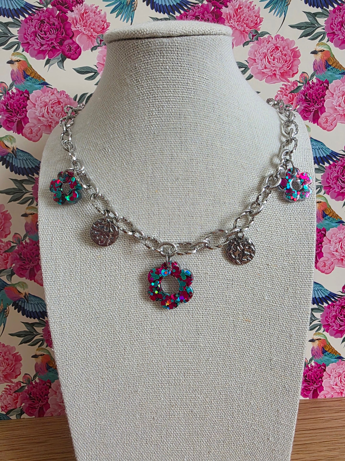 Collier à breloques