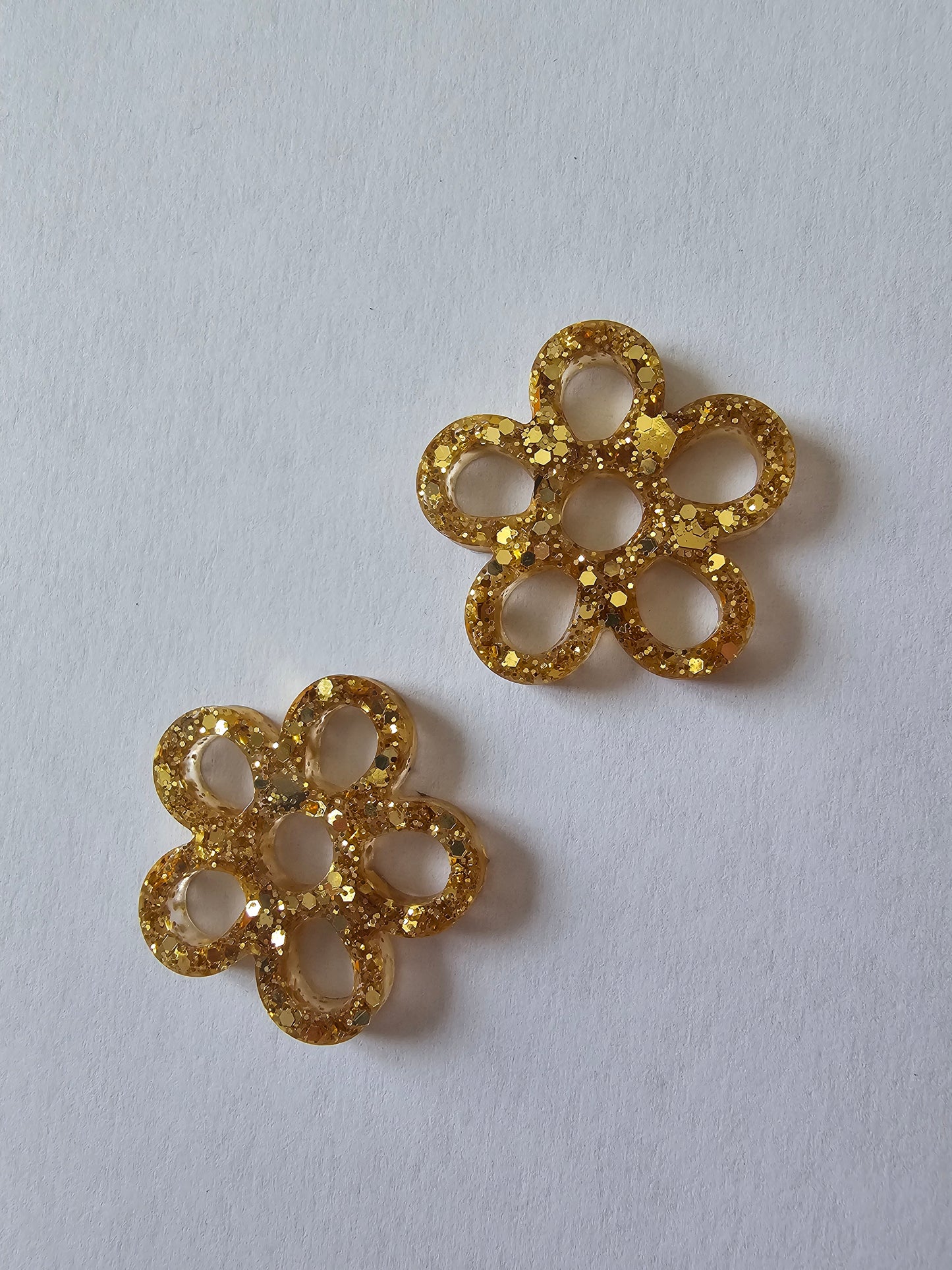 Fleurs - Pampilles pour petites ou grandes créoles interchangeables