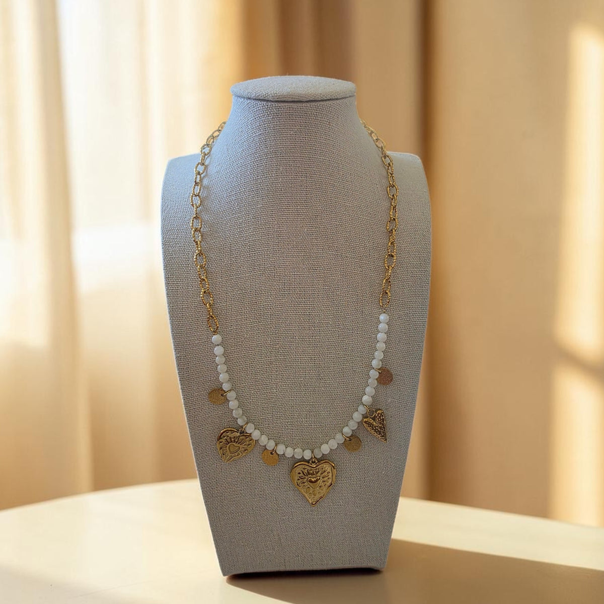 Collier nacre et doré